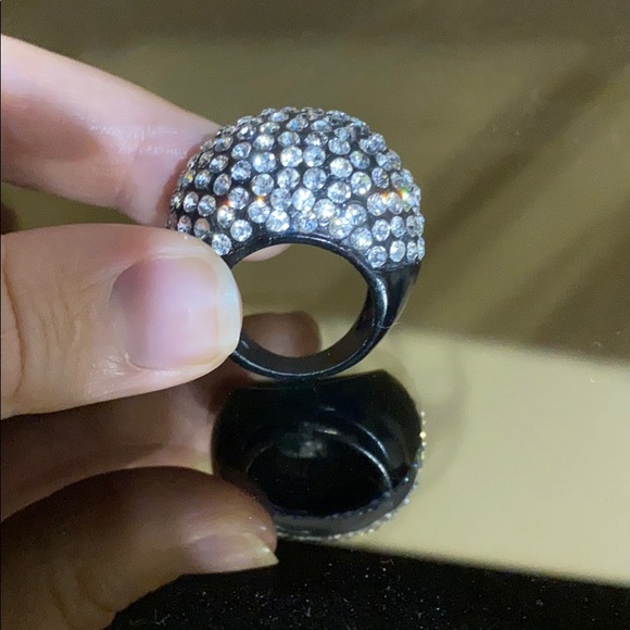 Bling Ring - Picture 3 of 3